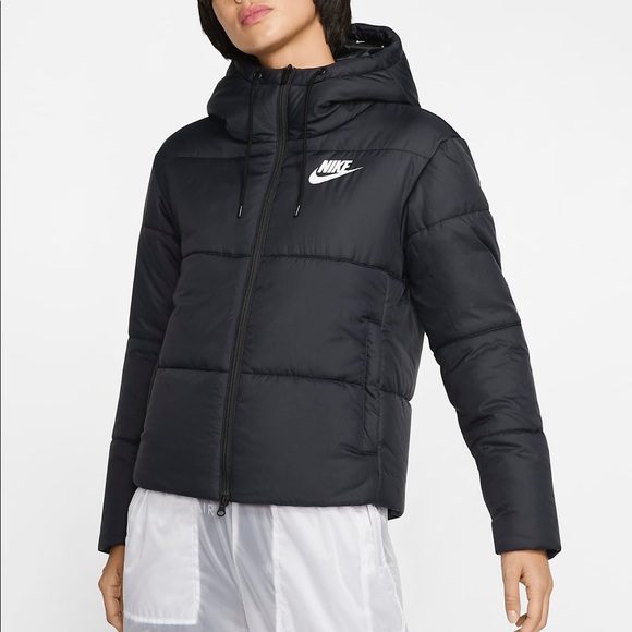 nike swoosh crop jacket